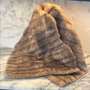 Luxurious Mink Fur Wrap/Shawl